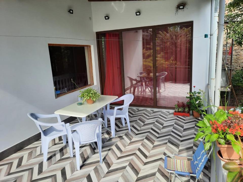 A Rioni Kutaisi Exterior foto